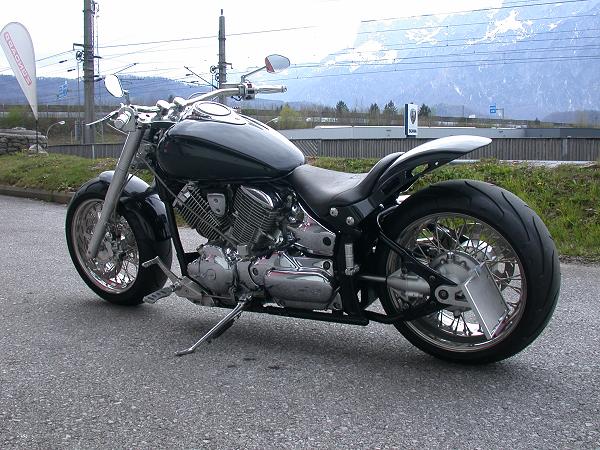 Yamaha XVS 1100 Drag Star
